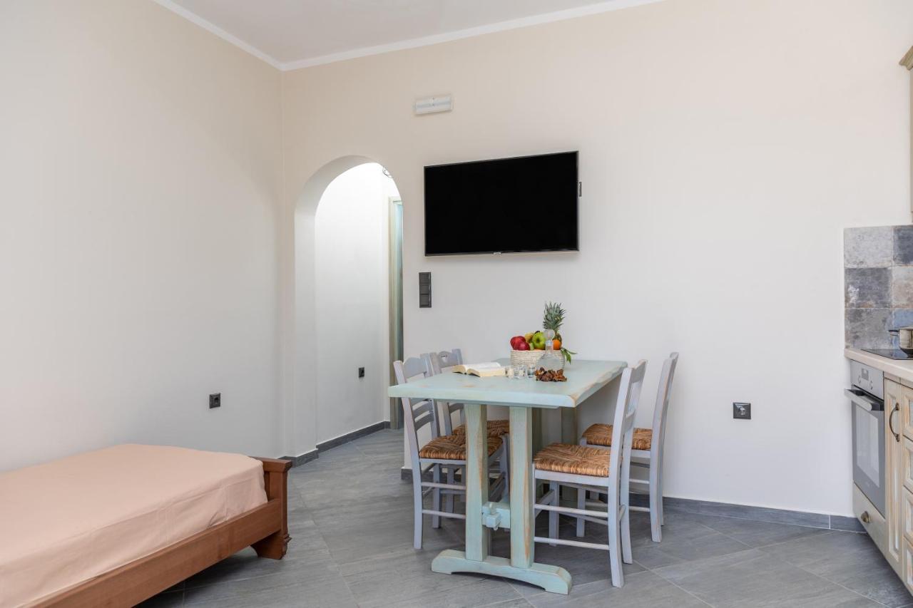 Ligaridia Apartments Moutsouna Екстер'єр фото